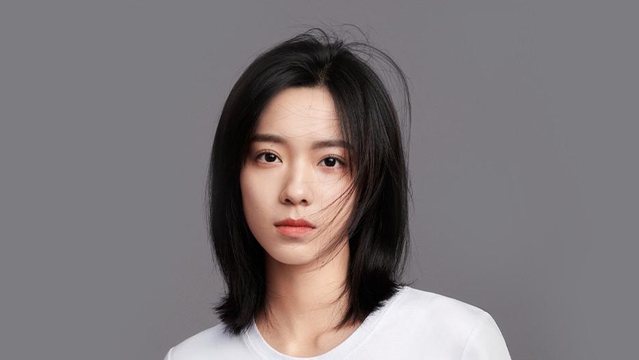 |主演《射雕》、搭档肖战，庄达菲是何来历？背景越扒越心惊