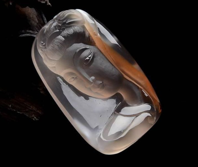 玉雕|万千玉雕师止步于此，看似简单的玉雕开脸到底有多难？