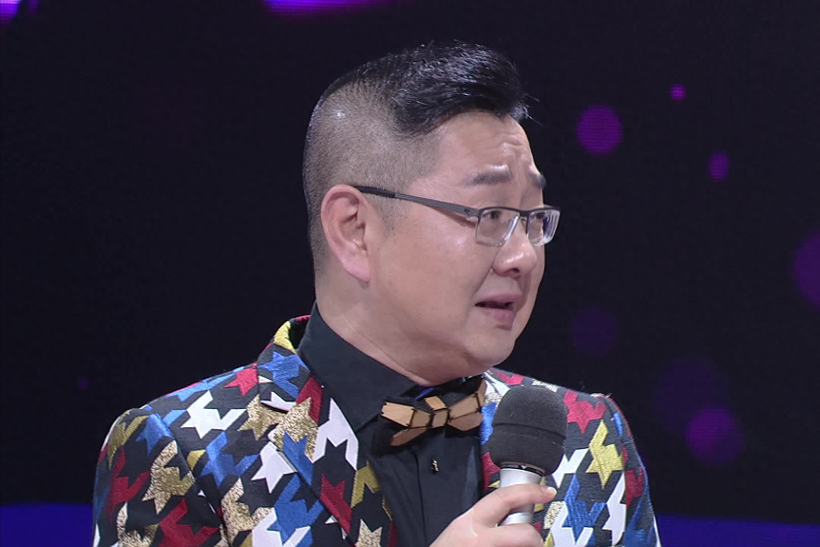 自毁前程的6位主持人,个个自我“作死”,没一个值得同情