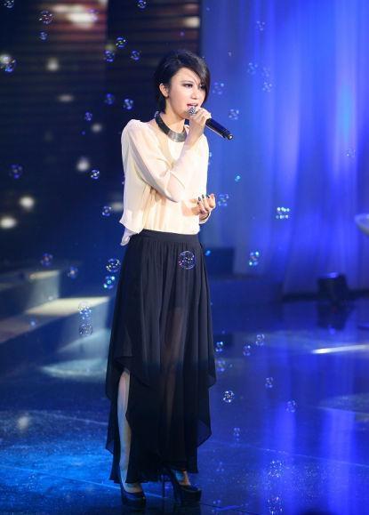 “黑心老板”尚雯婕,压榨员工,逼疯旗下艺人,被曝光后她怎样了