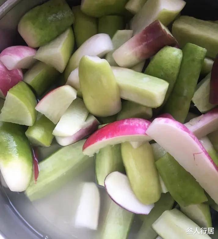 萝卜干|秋天,吃鱼吃肉不如吃它,一次买20斤晒干囤起来,拌一拌比肉还香