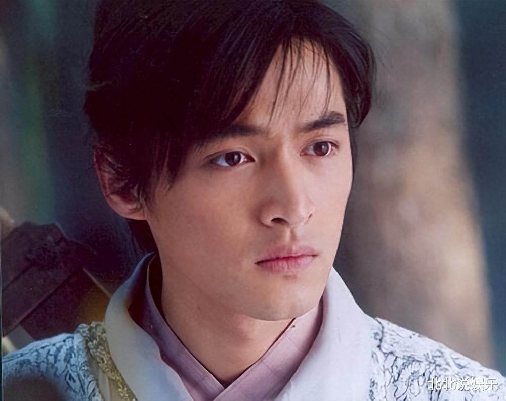 私生活混乱?这一次,再多的“名和利”都救不了40岁的胡歌!