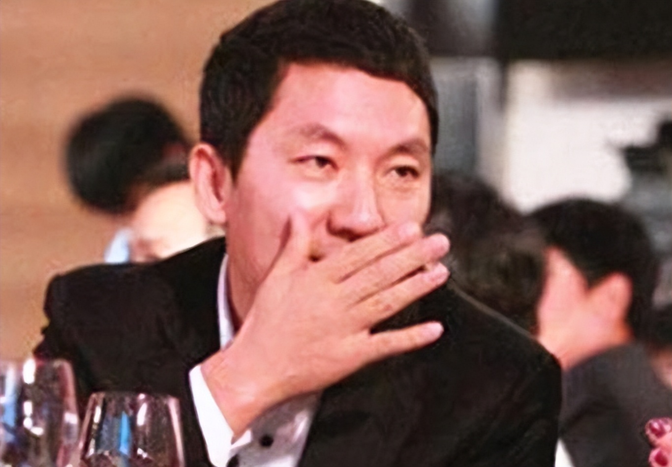 曝张柏芝孙东海确认领证,谢贤疑改遗嘱陪送嫁妆,男方资产50亿