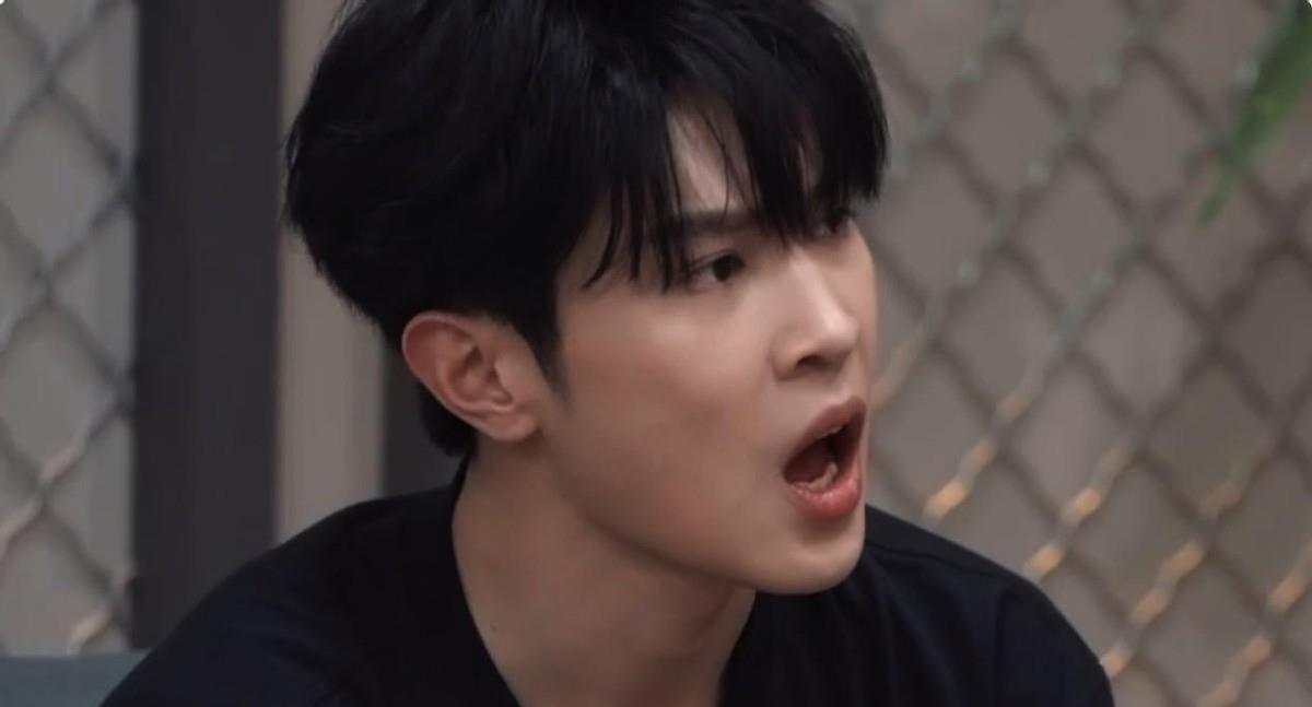 一个人拖垮整个舞台,《披哥3》4位败笔哥哥,让人看着真难受