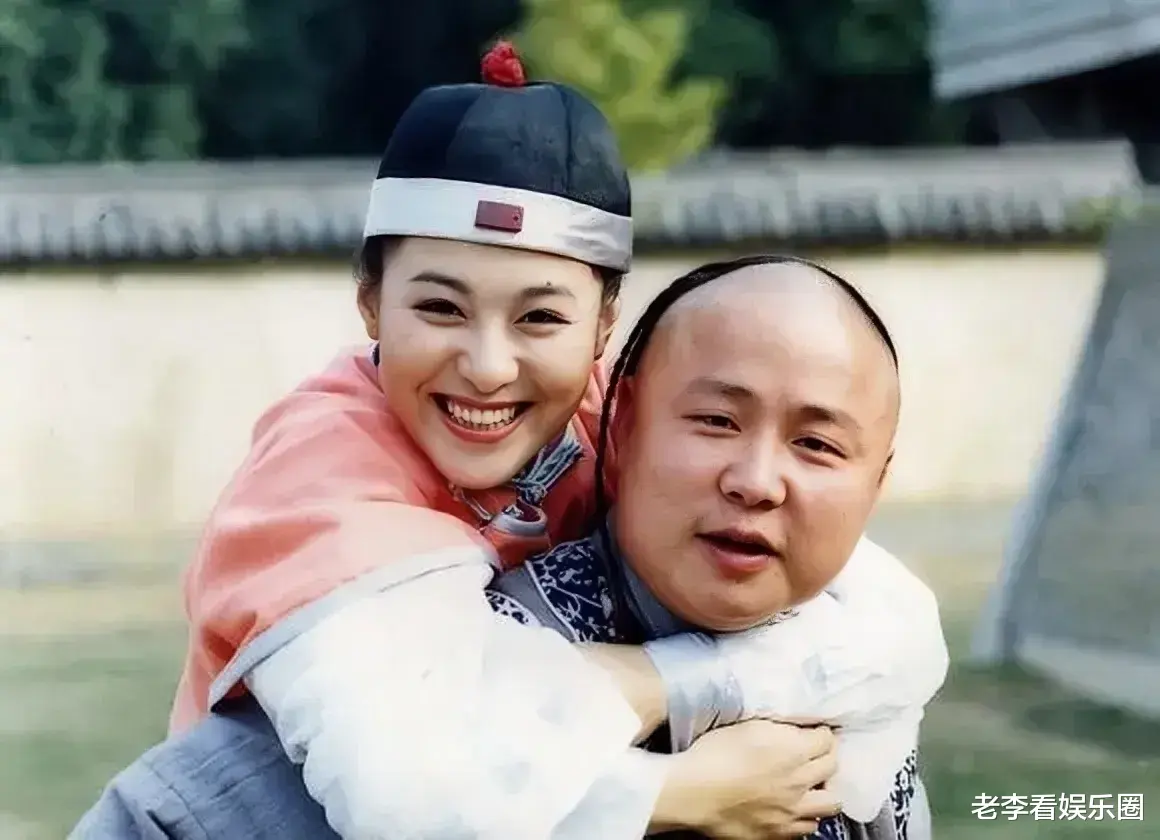 沈傲君将小三演成白月光,如今胖得不如喜来乐正房