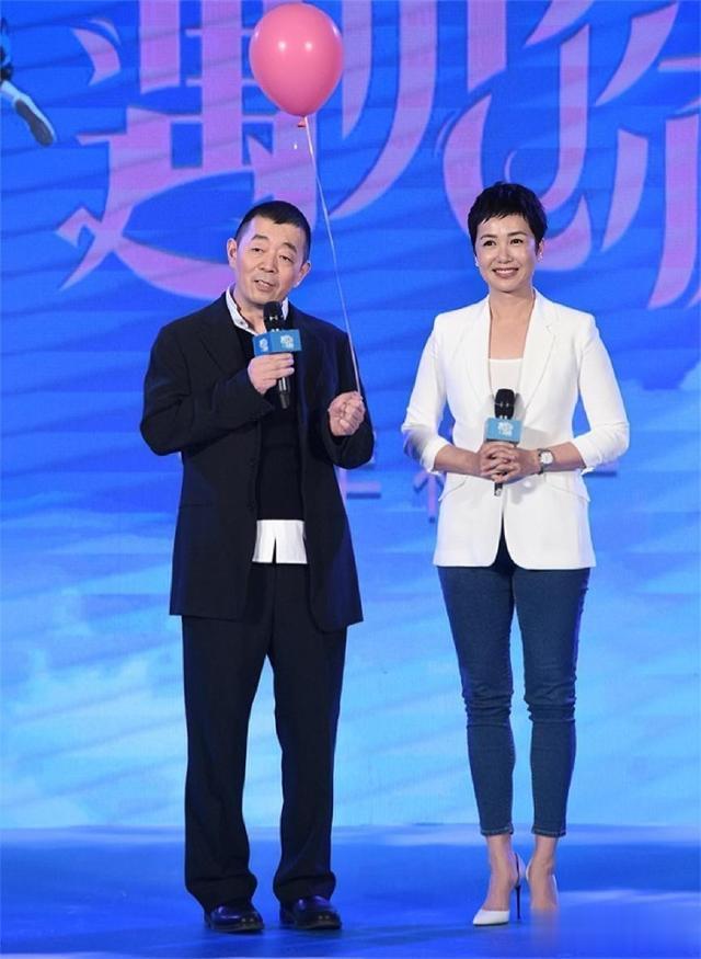 蒋雯丽|大瓜!曝蒋雯丽养多名“干儿子”,其中两个是大学生,连送两套房