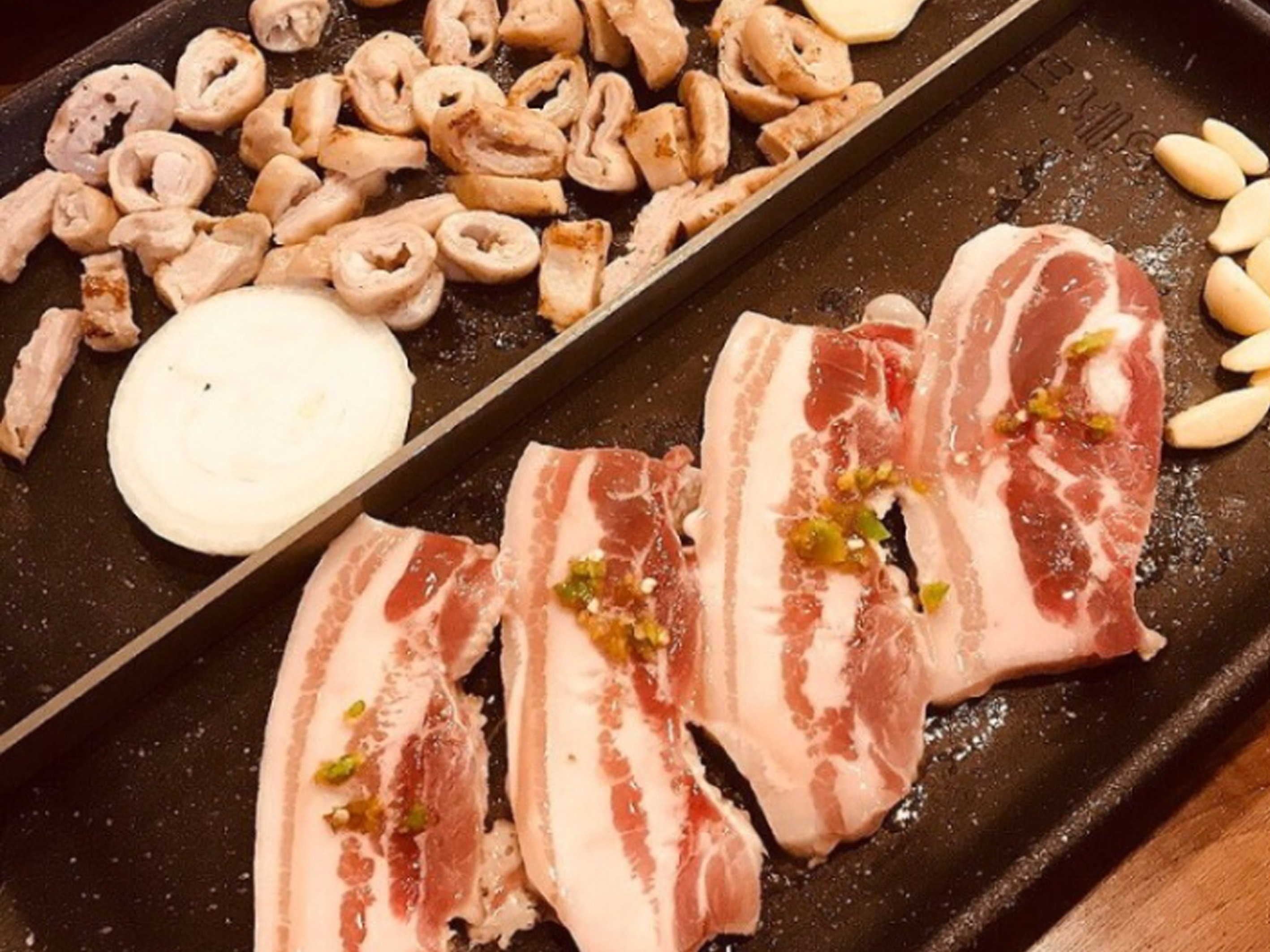 肥肠|五花肉和肥肠的吸引力,征服了无数食客的味蕾