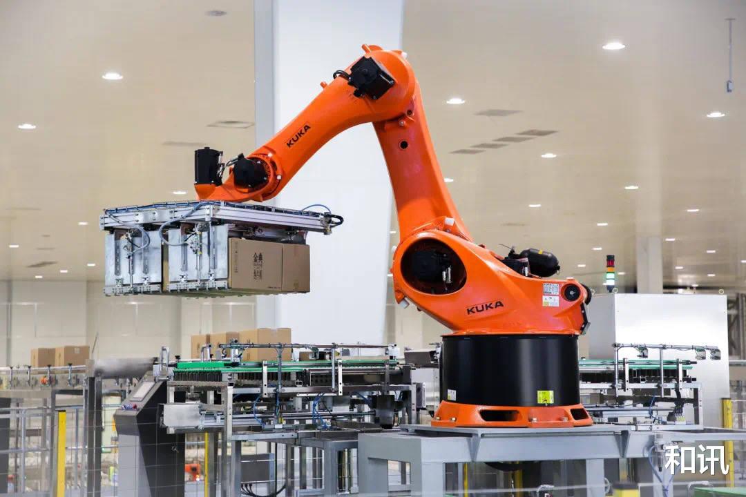 一边被吐槽一边上解药 伊利何以成为“最佳雇主”