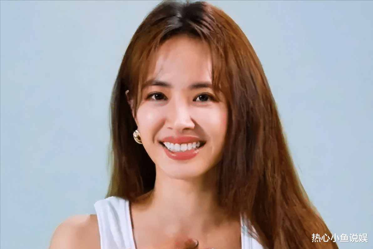 先别着急封杀她,让全世界都看看她有多蠢,这下3个人全凉了!