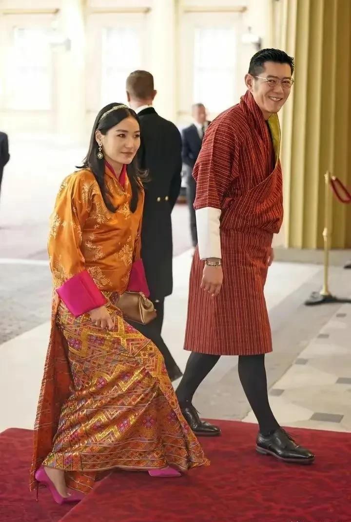 不丹王妃苦尽甘来!国王浪子回头晒王妃孕照,网友:比戴安娜聪明