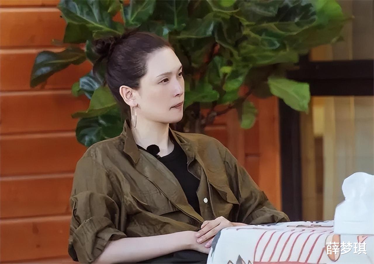 超模佟晨洁，曾与谢晖作为国内小贝和辣妹，如今已与魏巍结婚