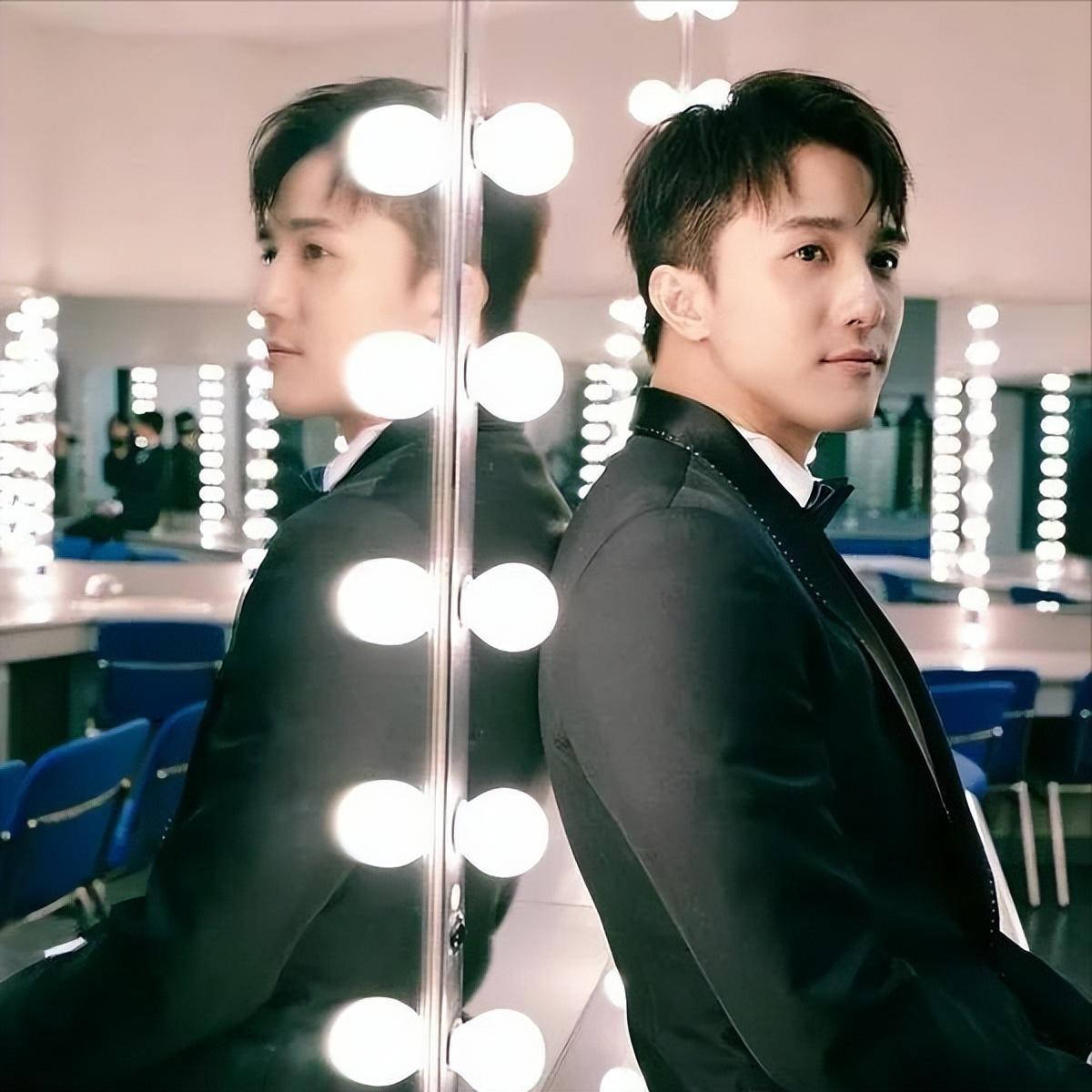 TVB被吐槽又是老人做男一，网友力推25岁小生上位，直言受宠若惊