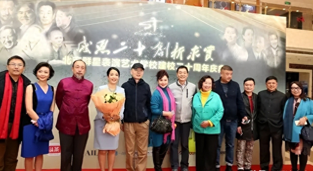 善恶终有报!63岁在美国捡垃圾的吕丽萍,终究活成了一个“笑话”