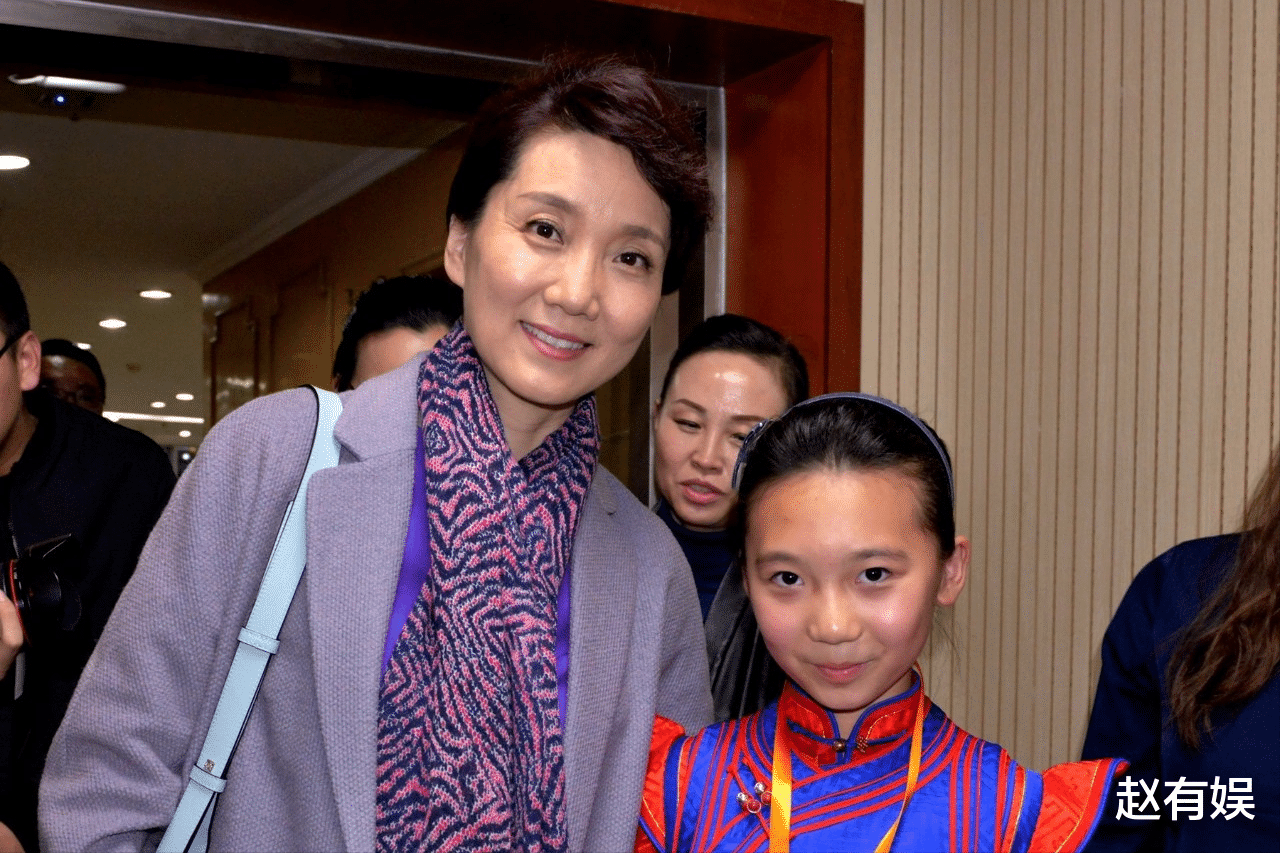 |李修平:一婚拒绝生育,2婚嫁大10岁丈夫,60岁没孩子照样幸福!