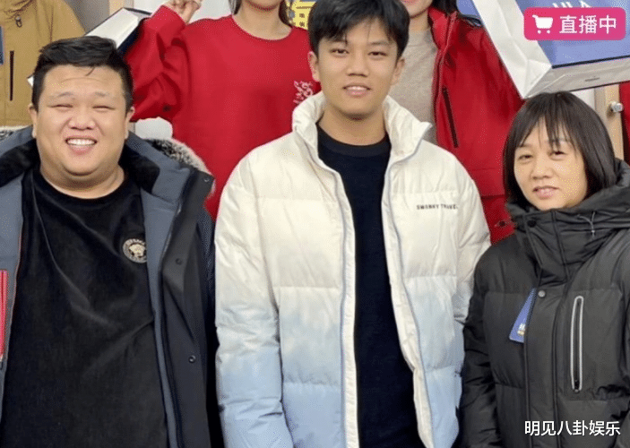 一场直播，让观众觉得他们吃相难看，解清帅一家败光了路人缘