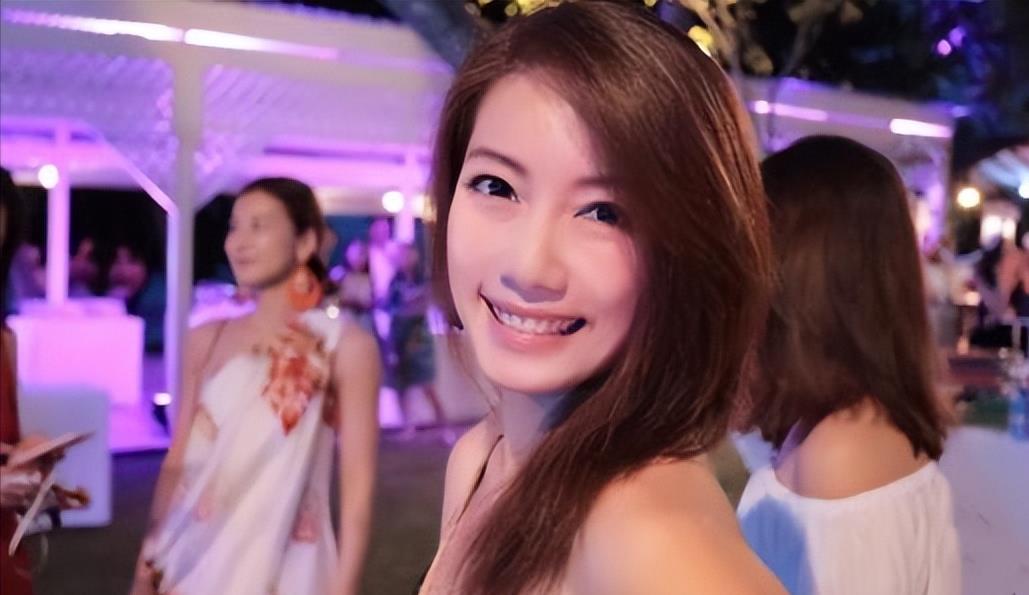 娱乐圈第一海后:人送外号公交车,玩弄众多男星,45岁却无人敢娶!