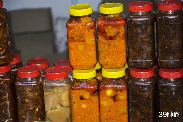 长期服用4种药，易导致骨质疏松，不想骨头变脆，这3点要牢记