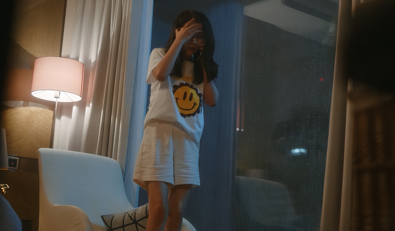 公职人员别乱演！挤眉弄眼、咋咋呼呼，热依扎又毁掉一部剧