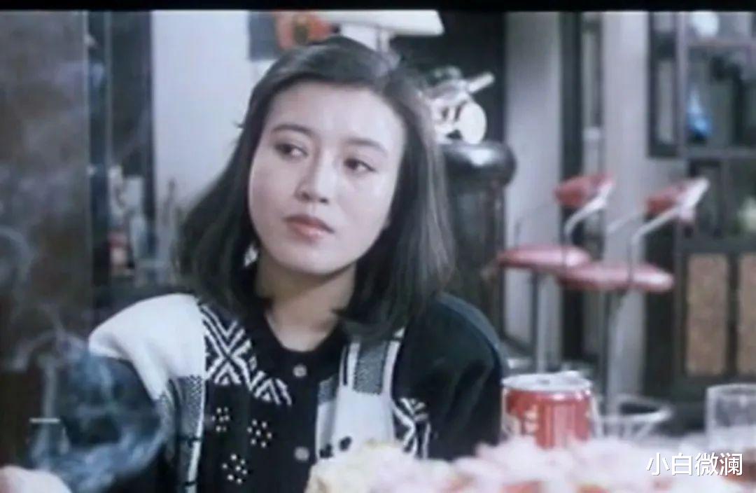 她堪称最有争议的影后：四次堕胎，婚内出轨，提携小鲜肉又被抛弃