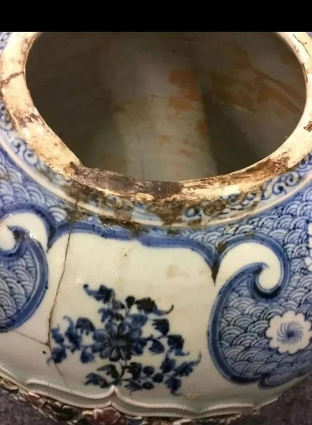瓷器的伤残之美