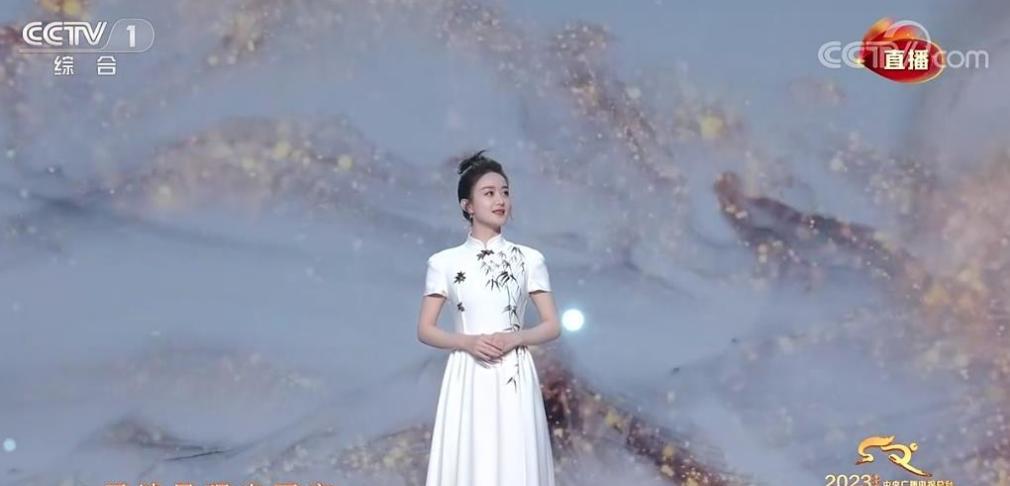春晚|春晚舞台《满庭芳国色》，赵丽颖端庄大气，唐诗逸好美