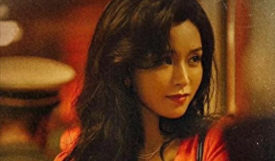 飒姐归来!文咏珊确诊为文勇扇!一改往日温柔,影片扇暴男友