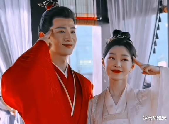 白敬亭疑否认恋情，领证同居见家长是假？12个字回应近期网络传言