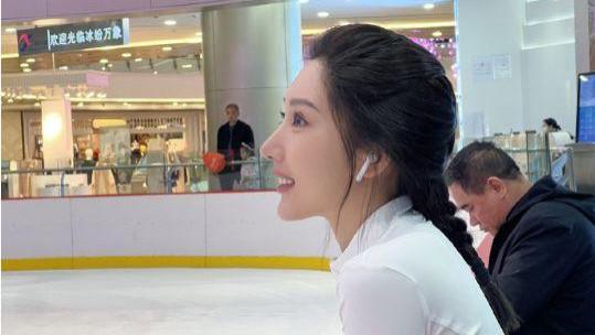 都美竹|都美竹被闺蜜出卖，实锤曾站台，如今做外围一夜报价35万