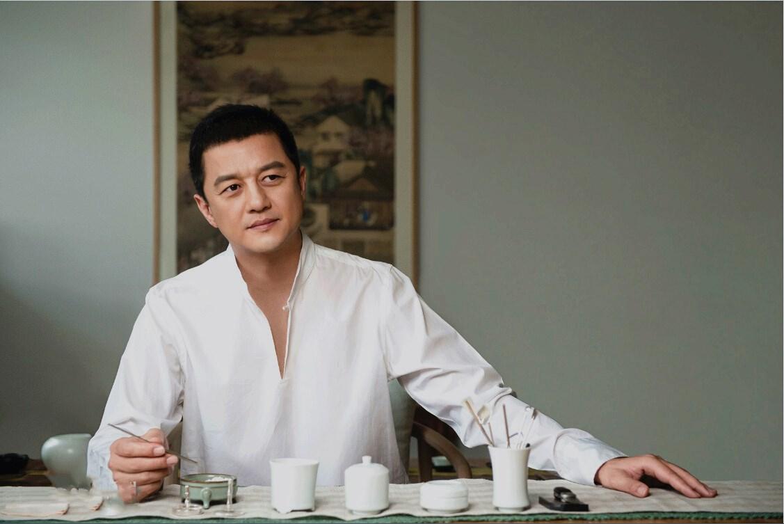 |还没清醒?李亚鹏忍痛割宝,8亿太湖石出3.5亿甩卖,网友:只值35元 !