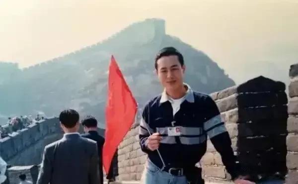 张颂文|《狂飙》张颂文:在菜市场体验人间烟火,在机场领略人间悲欢离合