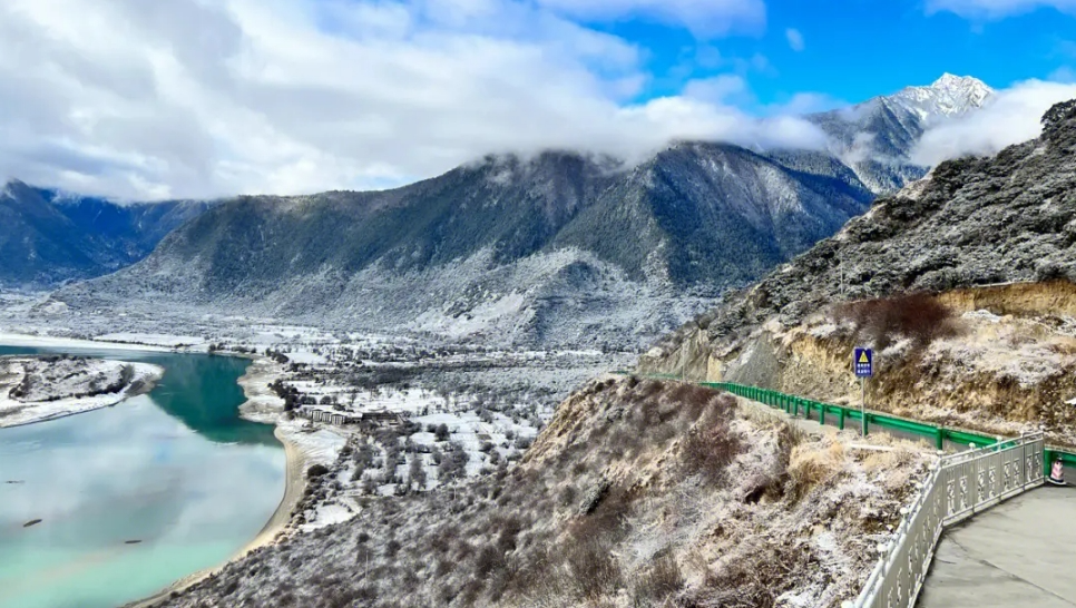 西藏|西藏最“美”的大峡谷，一点儿不比美国大峡谷差！
