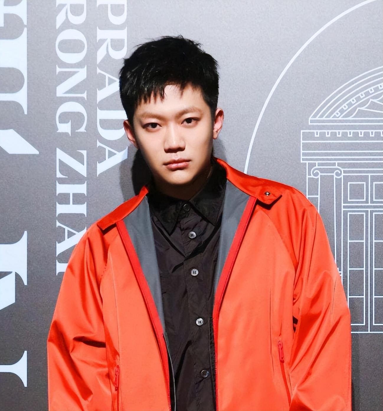 pg one|刚复出24小时就被封杀,还被官媒批评,其实他的结局早已被写下!