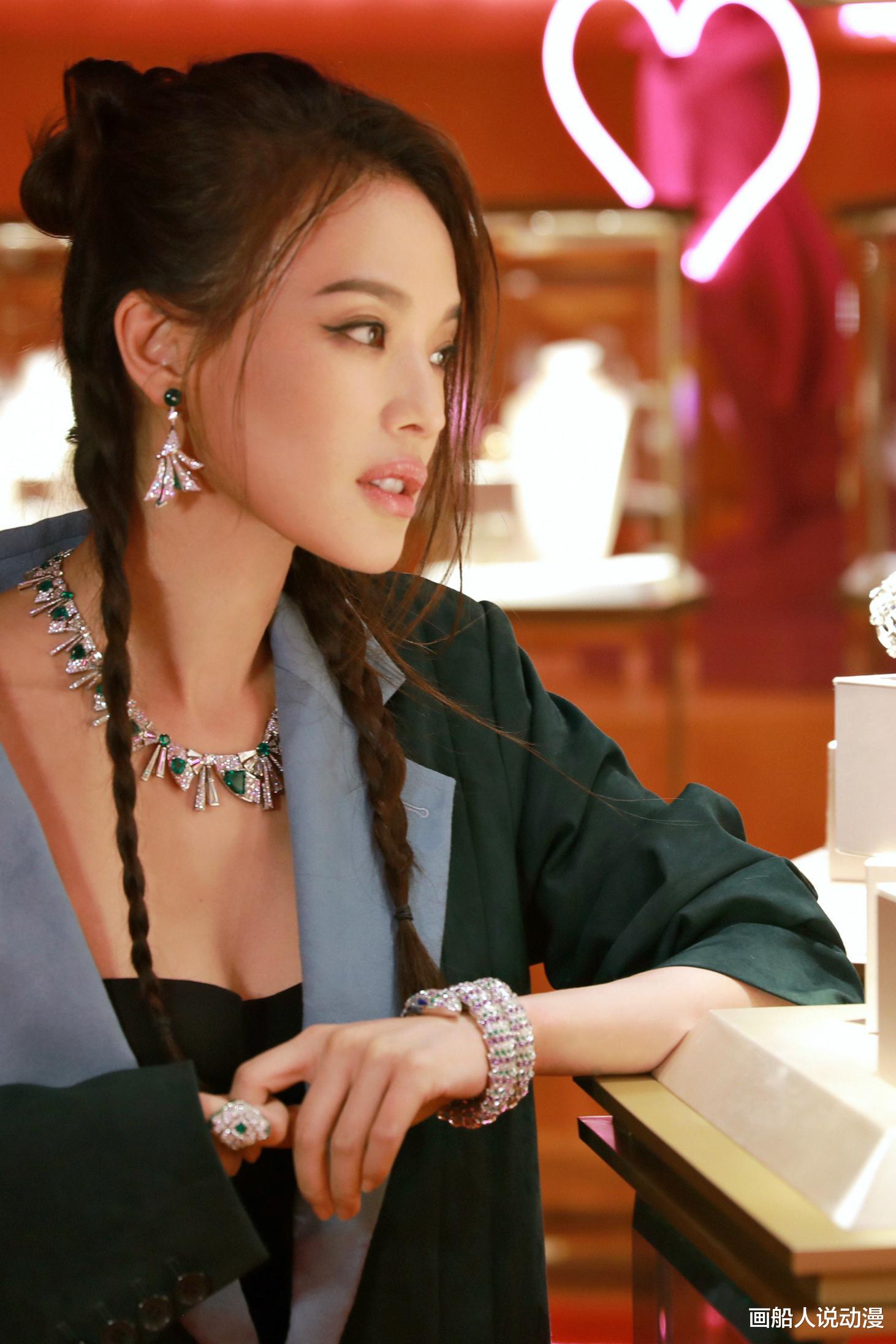 梁朝伟和汤唯那段420秒的戏,导演找来郑凯当替身,梁朝伟却拒绝