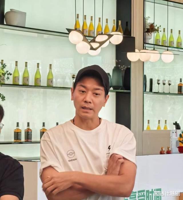 TVB当家小生来顺德看楼置业！被网友偶遇，大赞其亲民无架子