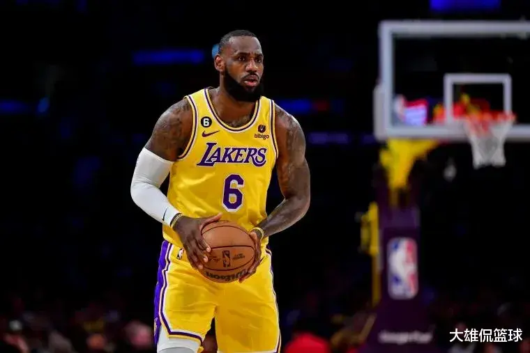 美媒列出NBA历史上收入最高的20名小前锋,詹姆斯第一,杜兰特第二