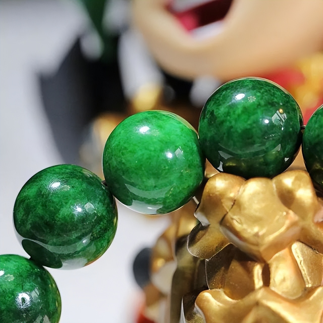 翡翠|干青是翡翠吗?值得入手吗?