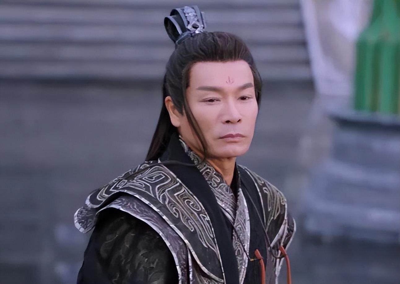 郭晋安的一张照片,暴露了娱乐圈的一个“恶习”