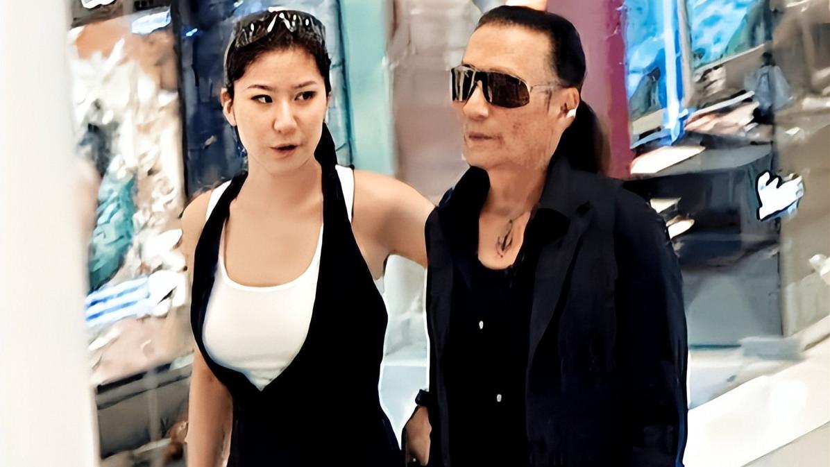 被谢贤养了12年，拿青春换了2000万，如今38岁的Coco过得还好吗？