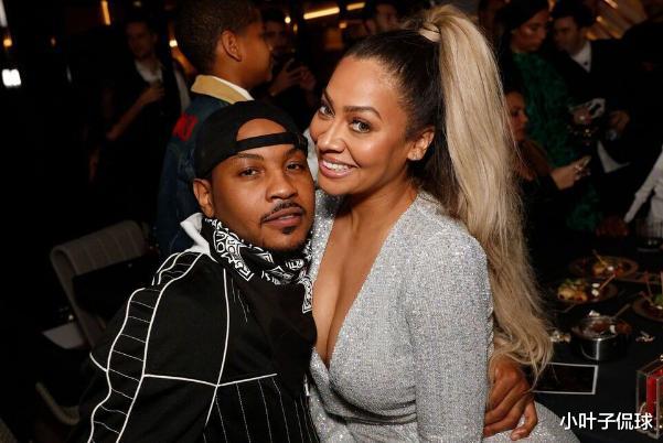 回顾 安东尼前妻逛夜店近乎赤身，42岁仍身材傲人，新男友仅1米7