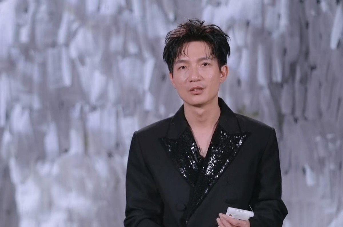 《披哥3》诞生夜成“照妖镜”,马伯骞拿奖后,破防人算是照明了