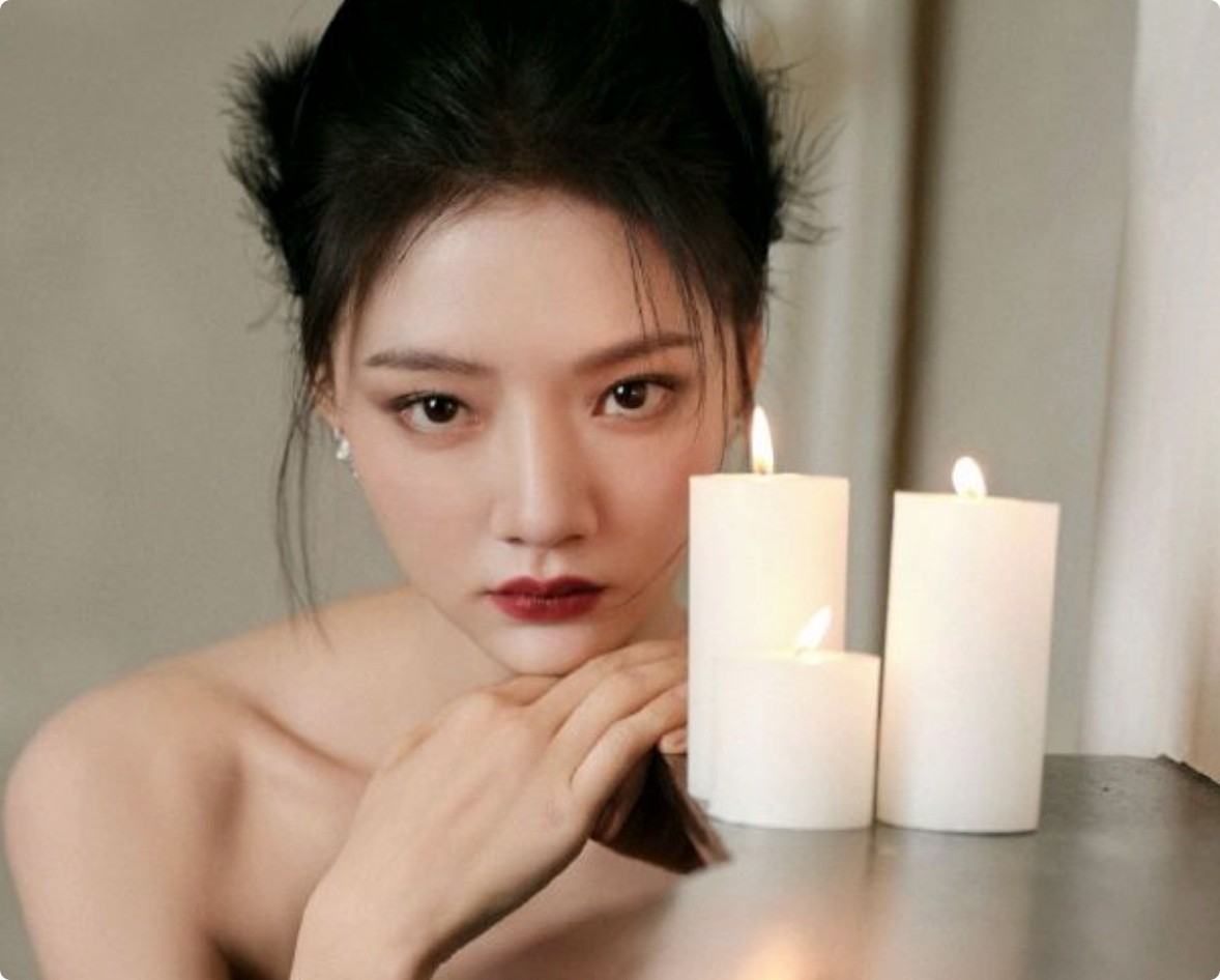 24岁的任敏瘦成高级美女，走上红毯就让人眼前一亮