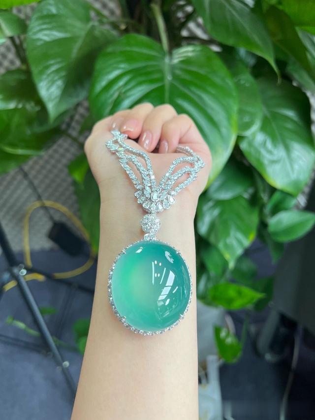 翡翠|原来几千万的翡翠这么保养