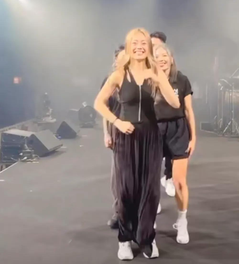 容祖儿|容祖儿近况曝光!素颜瘦到脱相,法令纹明显,网友直呼:太吓人!