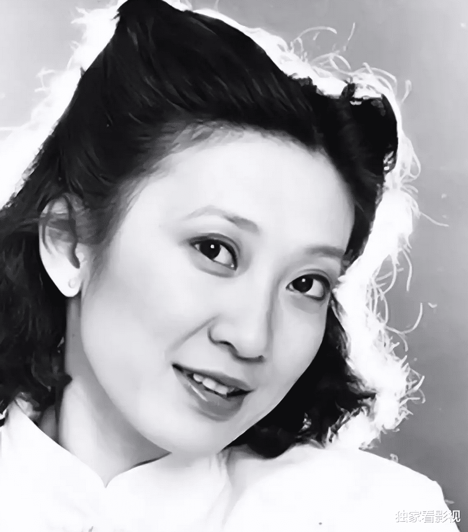 徐克73岁当爹，与施南生相守36年丁克，却与小30岁女友生儿育女