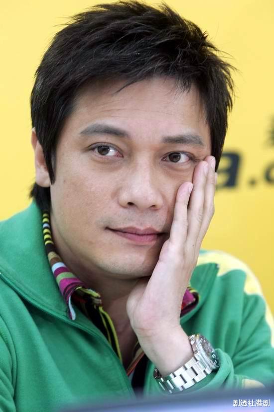 罗嘉良|7月将开新剧！港知名男星与太太秘密回港，令得患癌传闻不攻自破