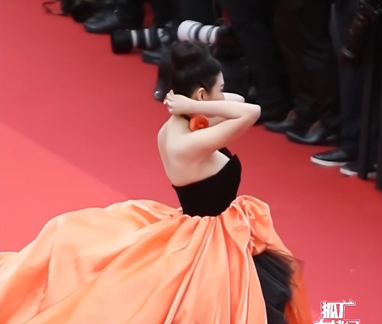 戛纳|戛纳电影开幕红毯，关晓彤黑裙闪烁，朱一龙脸垮僵硬，巩俐气场强