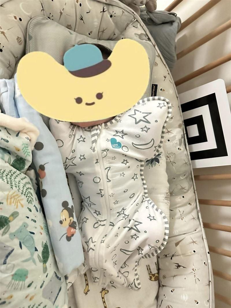 Selina中秋晒娃！小腰果“派大星”模样超萌！