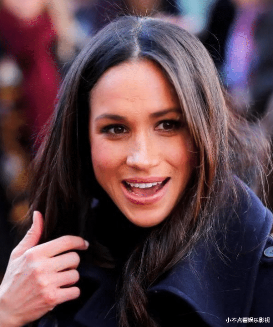 梅根公爵夫人再次引发争议!假装被偷拍买汉堡,网友质疑演技破绽揭秘