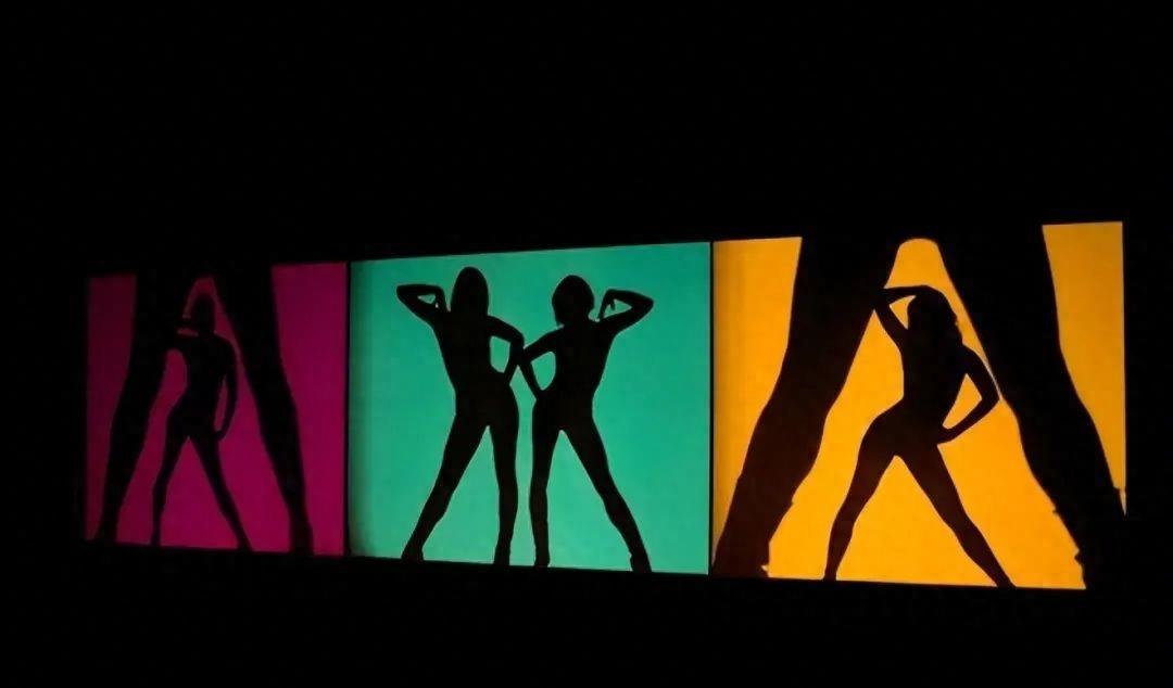 没想到一场疯马秀,把韩国女星遭遇的“性暴露”,彻底揭开