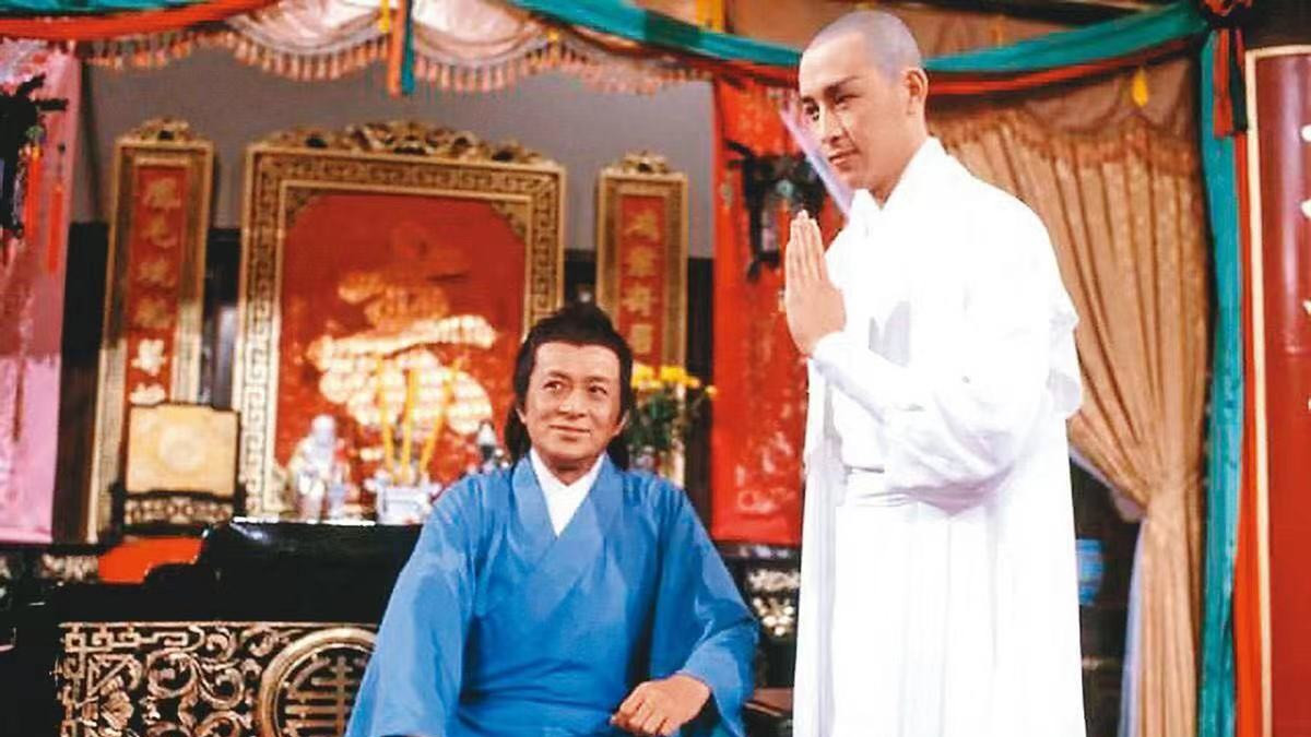 六位香港艺人落魄转行：卖保险，卖鱼蛋，港姐冠军转行当白领